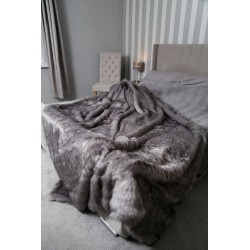 Grey Wolf Faux Fur w/ Silver Polar Fleece Lining High Quality Super Deluxe Throw