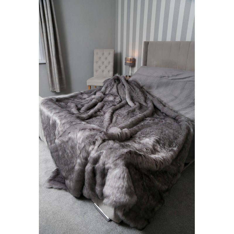 Grey Wolf Faux Fur w/ Silver Polar Fleece Lining High Quality Super Deluxe Throw