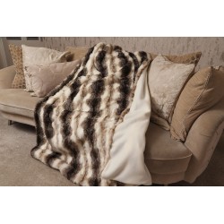 White Wolf w/ Cream Polar Fleece Lining - High Quality Super Deluxe Throw