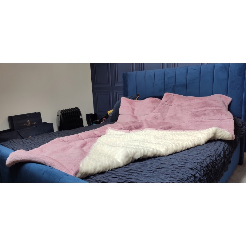 Cherry Striped Faux Fur With Cream Patterned Lining High Quality Super Deluxe Throw