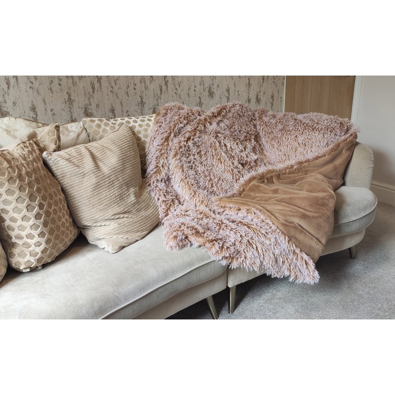 Mongolian Tan & White With Oatmeal Lining High Quality Super Deluxe Throw