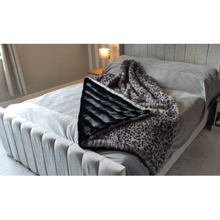 Grey Leopard Faux Fur With Black Lining - High Quality Super Deluxe Throw